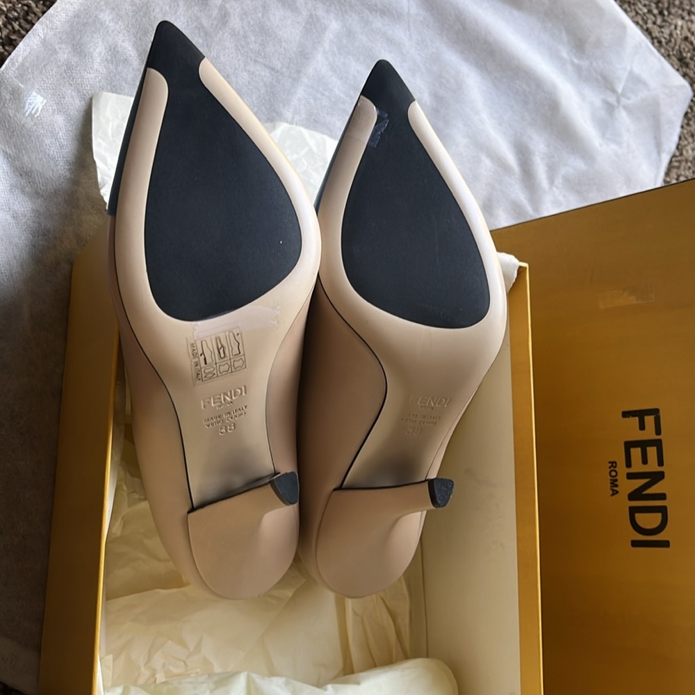 Authentic Fendi Leather multi colored Heels EU size 38, US size 7.5 - NWOT - Picture 9 of 11